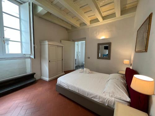 Double Room image 2