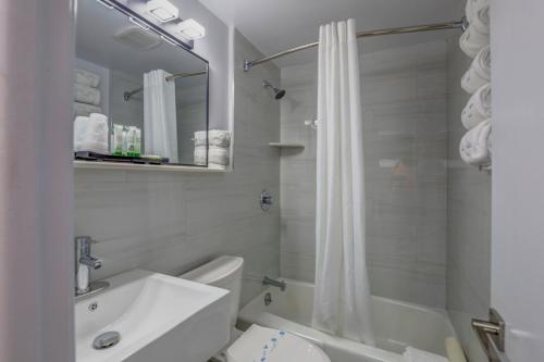 Le Voyageur - a Red Collection Hotel - 화장실