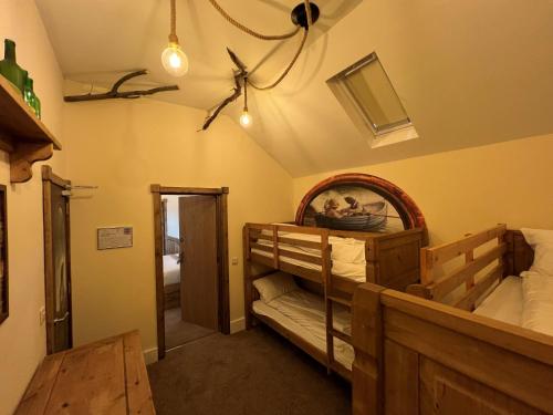 Explorers Retreat Matlock Bath - image 7