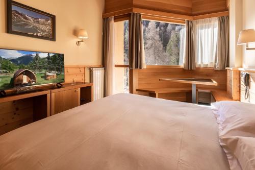 Hotel Garni Pegra in Ponte Di Legno