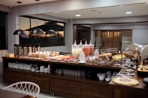 Restaurant, Miami Hotel by H Hotéis - Business (Miami Hotel by H Hoteis - Business) in Taguatinga