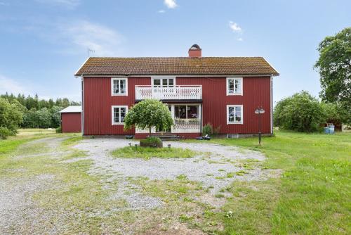Holiday house with central location 17 km from Ljungby