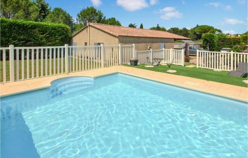 Gorgeous Home In Mazan With Outdoor Swimming Pool - Location saisonnière - Mazan
