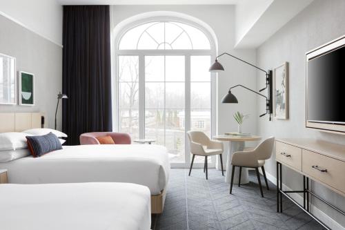 Kimpton - The Forum Hotel by IHG Kimpton - The Forum Hotel by IHG