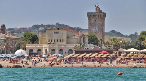  Porto Recanati, piano terra a due passi dal mare in Porto Recanati