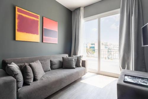 UrbanStyle apt with 360 view, Atény