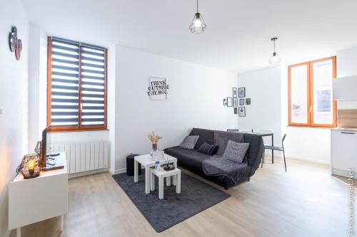 La Vie est belle Room Type - Standard Apartment