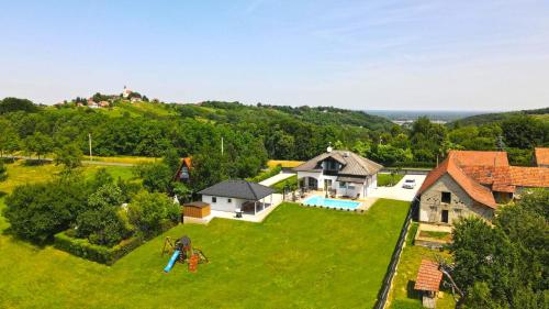 Chill Hill House