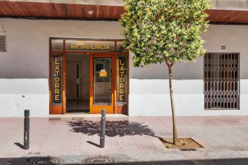 Hostal La Torre - 출입구