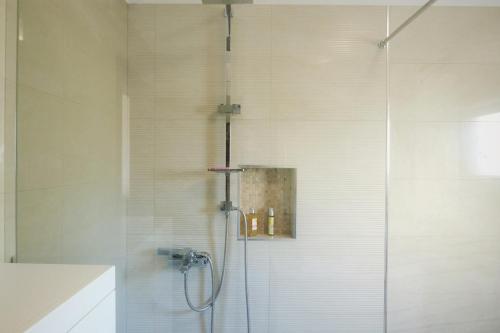 Stunning Gold apartment with pool Stunning Gold apartment with pool