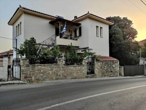 Traditional Apartment in Volos