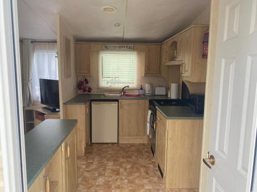 2 bedrooms, 4 beds