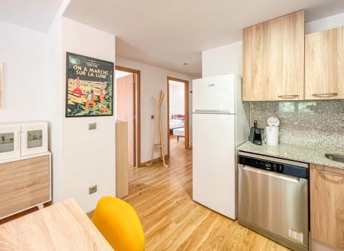Cozinha, Barthe Holidays I Apartamento con encanto en Arinsal 6PAX a pie de pistas I Balcon con vistas y park in Arinsal