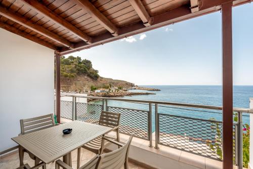 Superb apartmentS Kriaras sea view in Sfakia