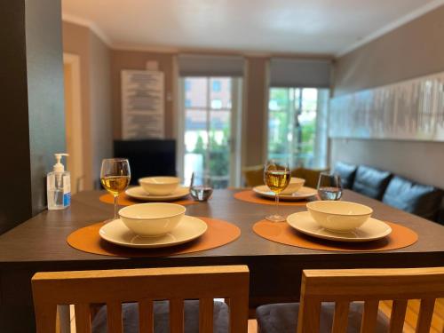 Lovely condo with fireplace & parking@city center - Apartment - Drammen
