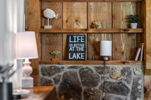 Rustic Cabin, Dock, Firepit, Kayaks & Games, Winchester (zdjęcie 3)