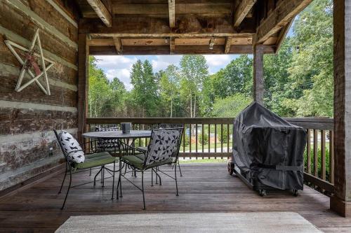 Rustic Cabin, Dock, Firepit, Kayaks & Games, Winchester (zdjęcie 6)