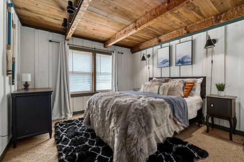 Rustic Cabin, Dock, Firepit, Kayaks & Games, Winchester (zdjęcie 8)