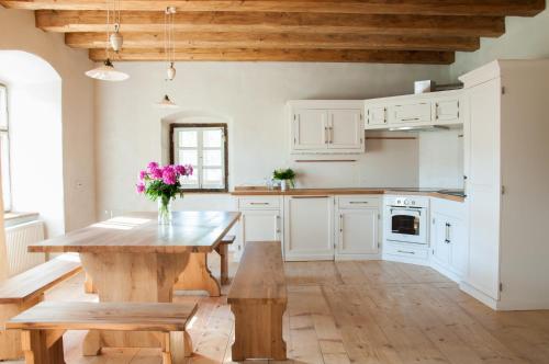 virtuve, Transylvania Guesthouses in Simbata De Sus