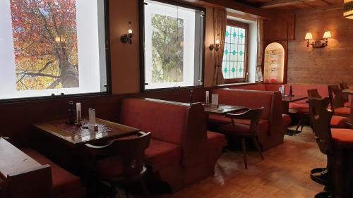 Pub/Lounge, Hotel Edelweiẞ garni - b&b in Berwang