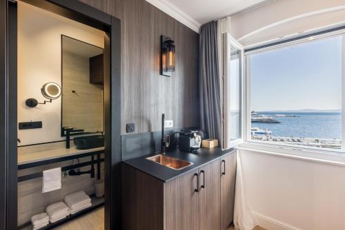 Seafront luxury room Joso