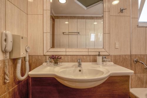 Castro Beach Hotel Room Type - Double or Twin Room with Balcony