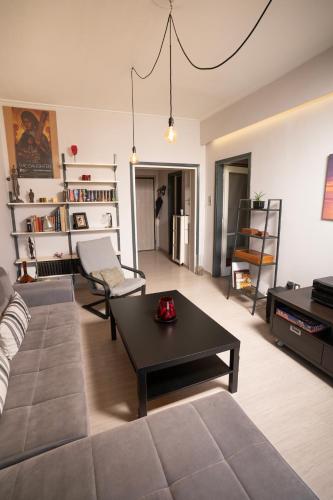 Angel Apartment, Athènes