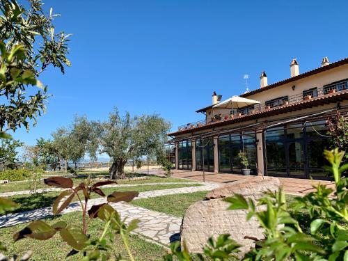 A szálláshely kívülről, Agriturismo La Terrazza su Farfa in Castelnuovo di Farfa