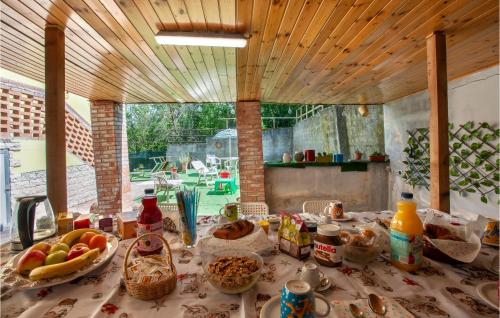 Lovely Home In Poggio Torriana With Kitchen