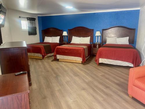 Rodeway Inn - image 33