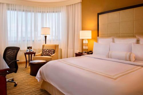 BWI Airport Marriott - image 14