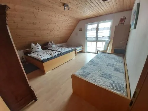 tAllhouse drei Räume u Bad in Eggolsheim, Deutschland