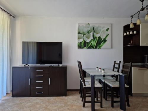 Apartment in the picturesque Oasis Resort & Spa, Lozenets (foto 5)