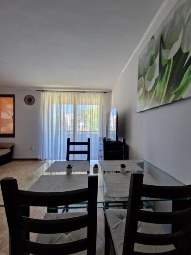 Apartment in the picturesque Oasis Resort & Spa, Lozenets (foto 7)