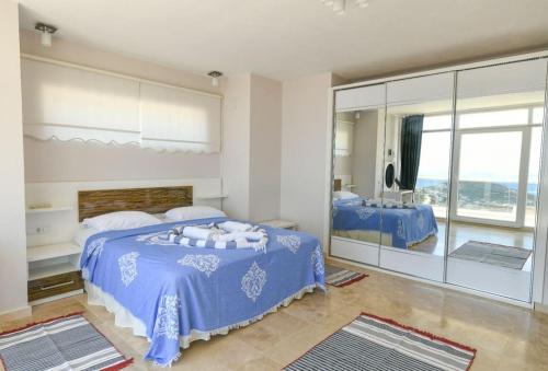 6 bedroom big villa for rent in kalkan