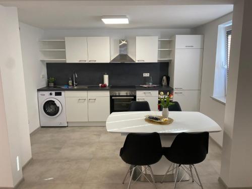 Rhein Appartements 3