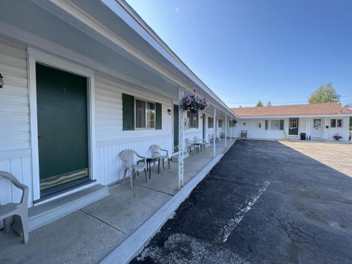 Cedars Motel - image 4