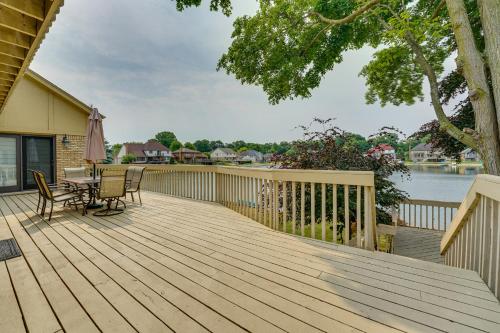 Spacious Lakefront Getaway with Swim Pond! - Shelby