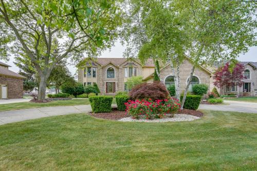 Spacious Lakefront Getaway with Swim Pond!