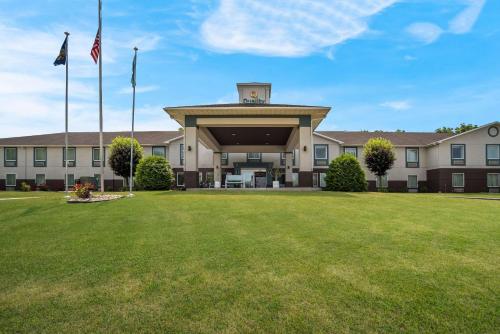 Quality Inn & Suites Chambersburg