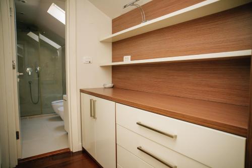 Double Room with Balcony image 10