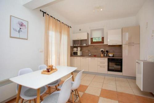 Two-Bedroom Holiday Home image 4