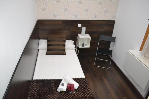 Hostal El Brezo - main image