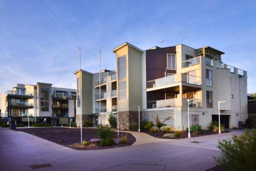 Phillip Island Towers