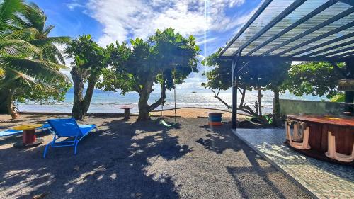 TAHITI - Motu Nono Beach View in มิติราปา