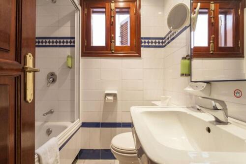 Hotel Baco - image 14