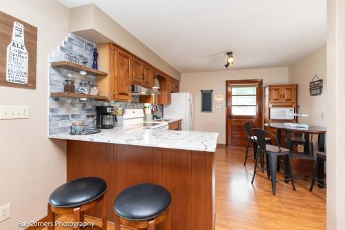 Inn Between-Asheville/Waynesville in Canton, USA