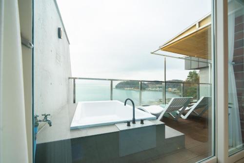 Hiclass Geoje in Jangmok-myeon