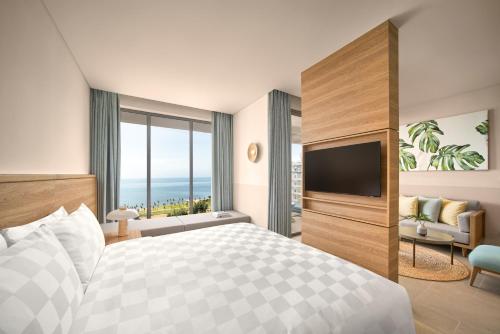 1 Bedroom Deluxe Balcony Residences Ocean View room in IXORA Ho Tram By Fusion