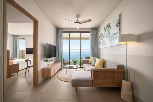 2-Bedroom Deluxe Ocean View Residence with Balcony
